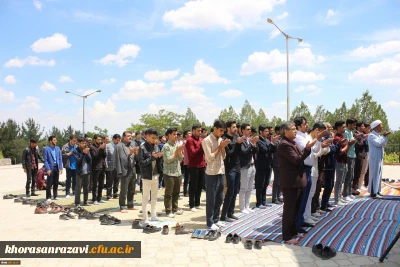 برگزاری مراسم گرامیداشت مقام معلم دانشگاه فرهنگیان واحد شهید رجایی تربت حیدریه در جوار مزار شهدای گمنام پارک پیشکوه