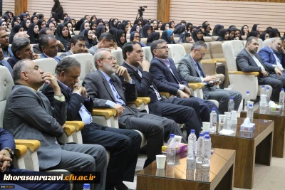 با حضور رییس مجلس شورای اسلامی در تربت حیدریه برگزار شد؛
 همایش گرامیداشت مقام معلم