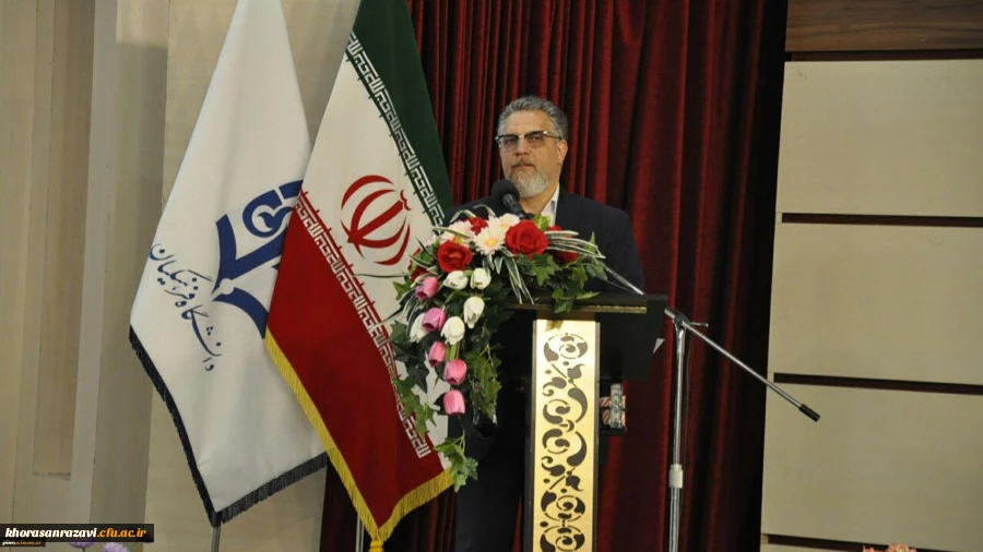 تربیت نو معلمان کارآفرین از جمله سیاست های دانشگاه فرهنگیان است