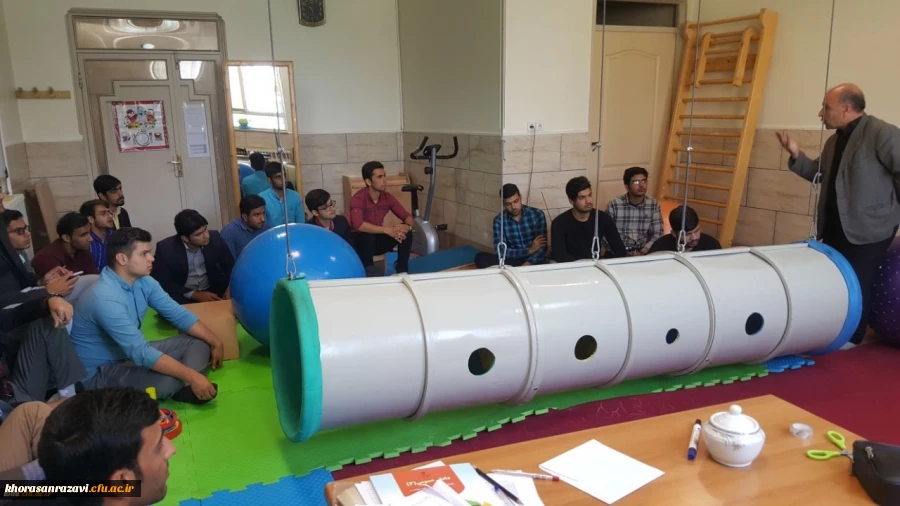 بازدید دانشجویان رشته کودکان استثنایی دانشگاه فرهنگیان واحد شهید رجایی تربت حیدریه،از مرکز اوتیسم مشهد