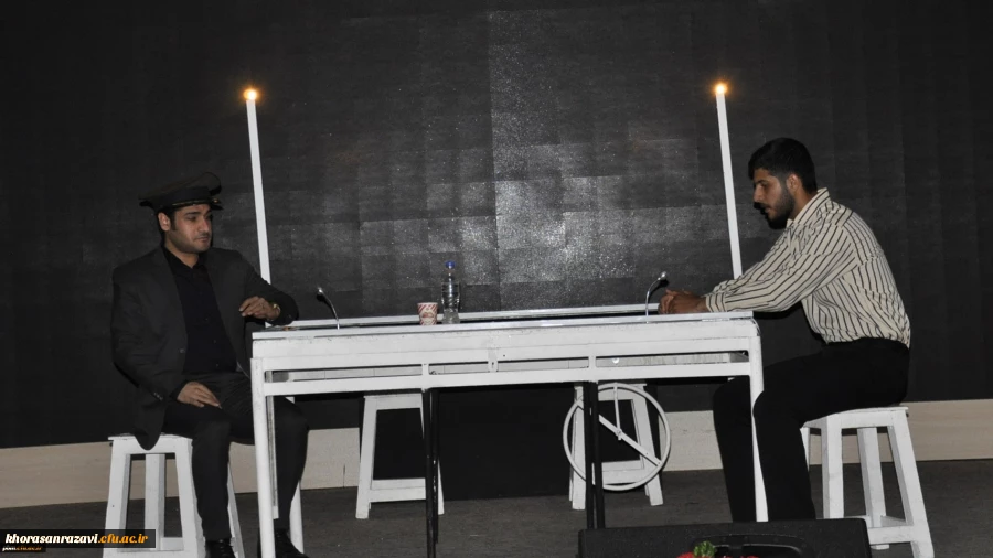 مدیر امور پردیس های دانشگاه فرهنگیان خراسان رضوی:
معلم ناخدای کشتی مدرسه و رستم شاهنامه تعلیم و تربیت است 3