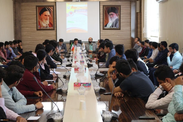 با حضور ریاست دادگستری و دادستان  شهرستان در دانشگاه فرهنگیان تربت حیدریه برگزار شد؛
 کارگاه تخصصی مشاوره قبل از ازدواج  2