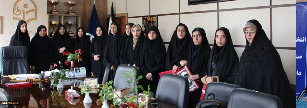 همزمان با روز روابط عمومی و ارتباطات صورت پذیرفت؛
تقدیر از اعضای فعال تیم های اجرایی روابط عمومی پردیس شهید هاشمی نژاد مشهد 2