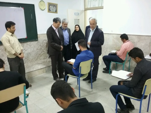 بازدید مدیر امور پردیس های دانشگاه فرهنگیان خراسان رضوی از حوزه برگزاری امتحانات پردیس شهید بهشتی 4