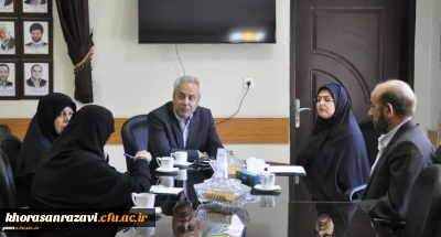 معاون آموزشی، پژوهشی و فرهنگی دانشگاه فرهنگیان خراسان رضوی:
با بازگشت به ارزش های دوران دفاع مقدس بسیاری ازمشکلات امروز جامعه برطرف می شود