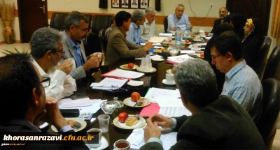 در جلسه مدیران گروه های آموزشی عنوان شد:
امکان به کارگیری دانشجومعلمان ورودی 95 به صورت حق التدریس در نواحی آموزش و پرورش مشهد