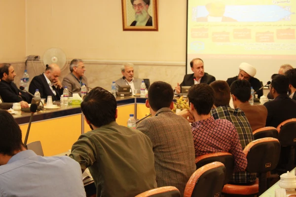 رئیس فراکسیون فرهنگیان مجلس شورای اسلامی:
مطالبات دانشجویان باید در جهت رشد و شکوفا شدن دانشگاه فرهنگیان باشد 2