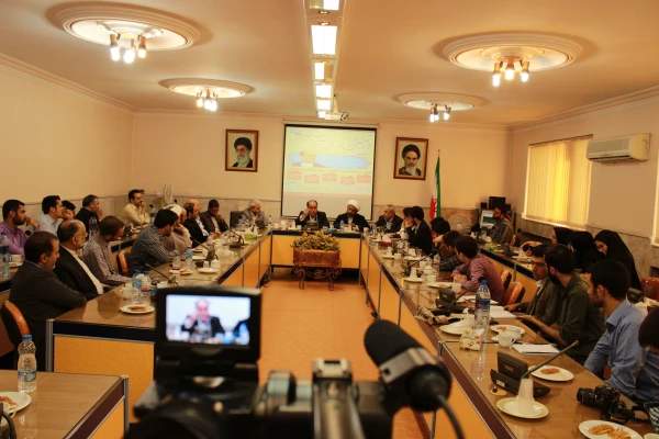 رئیس فراکسیون فرهنگیان مجلس شورای اسلامی:
مطالبات دانشجویان باید در جهت رشد و شکوفا شدن دانشگاه فرهنگیان باشد 2