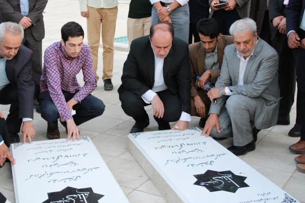 رئیس فراکسیون فرهنگیان مجلس شورای اسلامی:
مطالبات دانشجویان باید در جهت رشد و شکوفا شدن دانشگاه فرهنگیان باشد 2