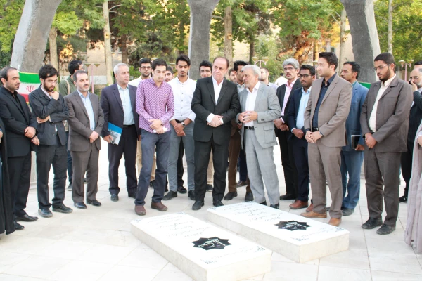 رئیس فراکسیون فرهنگیان مجلس شورای اسلامی:
مطالبات دانشجویان باید در جهت رشد و شکوفا شدن دانشگاه فرهنگیان باشد 2