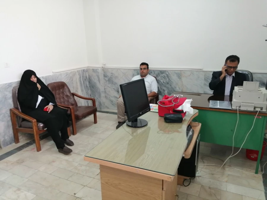 حضور پزشک در محل برگزاری آزمون