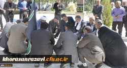 ادای احترام استادان، دانشجویان و کارکنان پردیس شهبد بهشتی به مقام والای شهدا 4