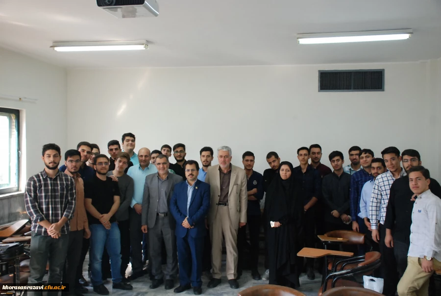 مهر حسینی و حضور مسولین واحد دانشگاهی ثامن الحجج ( ع) در کلاسهای آموزشی