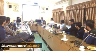 در دانشگاه فرهنگیان خراسان رضوی برگزار شد:

کارگاه آموزشی روش تدریس کتاب تفکر و سواد رسانه ای