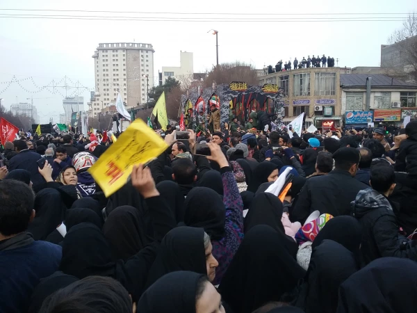 حضور مسئولان استادان و دانشجویان دانشگاه فرهنگیان خراسان رضوی در مراسم وداع با پیکر مطهر سردار شهید سلیمانی 5