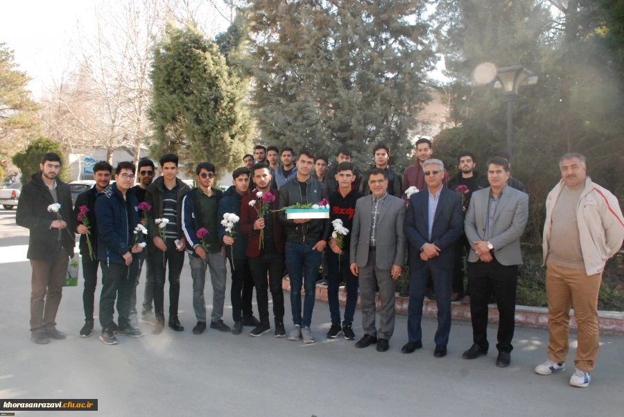 عیادت دانشجو معلمان دانشگاه فرهنگیان خراسان رضوی از جانبازان قطع نخاعی در مرکز توانبخشی امام خمینی (ره) مشهد 2