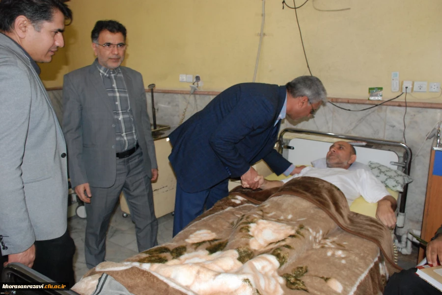 عیادت دانشجو معلمان دانشگاه فرهنگیان خراسان رضوی از جانبازان قطع نخاعی در مرکز توانبخشی امام خمینی (ره) مشهد 4