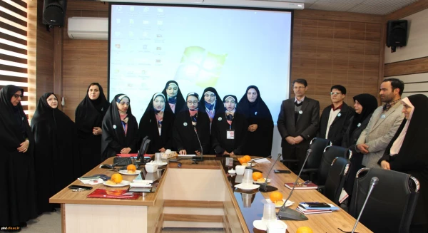 برگزاری دوره آموزشی توانمند سازی همیاران سلامت جسم و روان