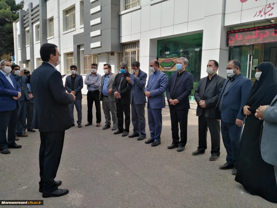 همزمان با گرامی داشت هفته دولت و با حضور معاون محترم وزیر و رئیس سازمان نوسازی مدارس انجام شد : 
آئین افتتاح سالن ورزشی چند منظوره واحد دانشور نیشابور  6