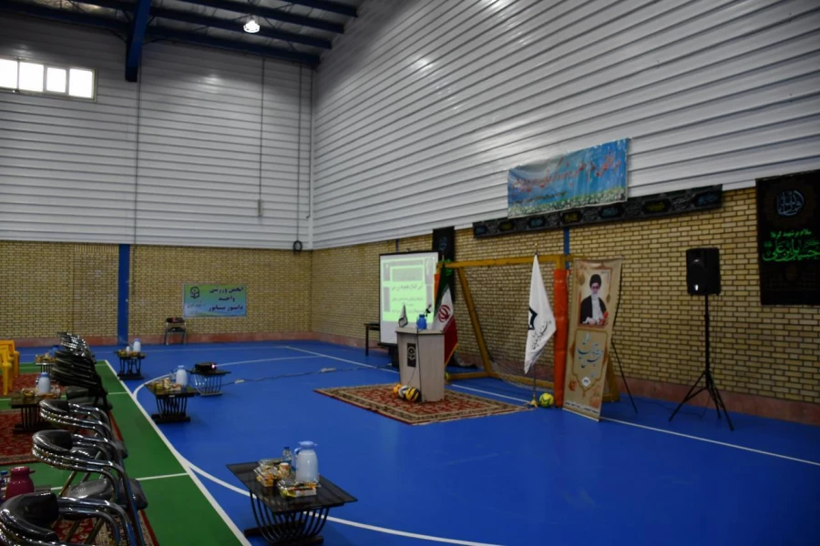 همزمان با گرامی داشت هفته دولت و با حضور معاون محترم وزیر و رئیس سازمان نوسازی مدارس انجام شد : 
آئین افتتاح سالن ورزشی چند منظوره واحد دانشور نیشابور  11