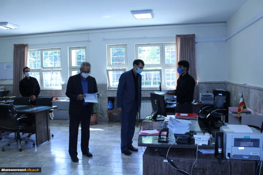 اهدای لوح تقدیر و تجلیل از همکاران دانشگاه فرهنگیان خراسان رضوی از نگاه دوربین 2