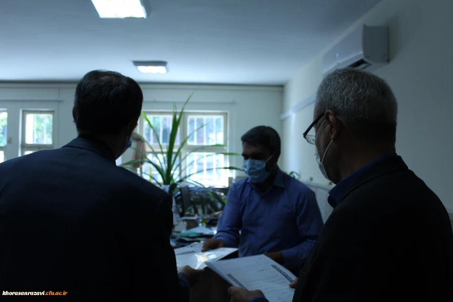 اهدای لوح تقدیر و تجلیل از همکاران دانشگاه فرهنگیان خراسان رضوی از نگاه دوربین 3