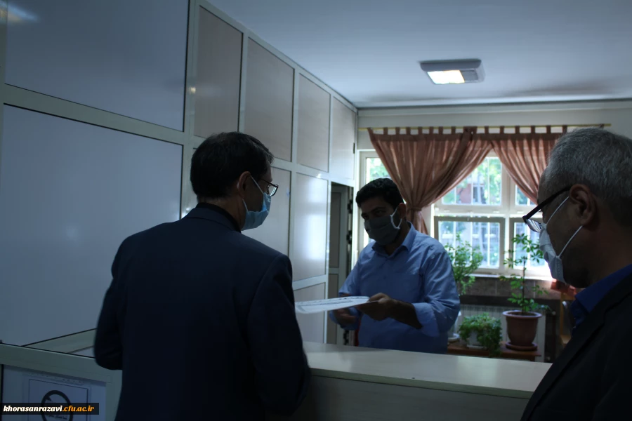 اهدای لوح تقدیر و تجلیل از همکاران دانشگاه فرهنگیان خراسان رضوی از نگاه دوربین 5