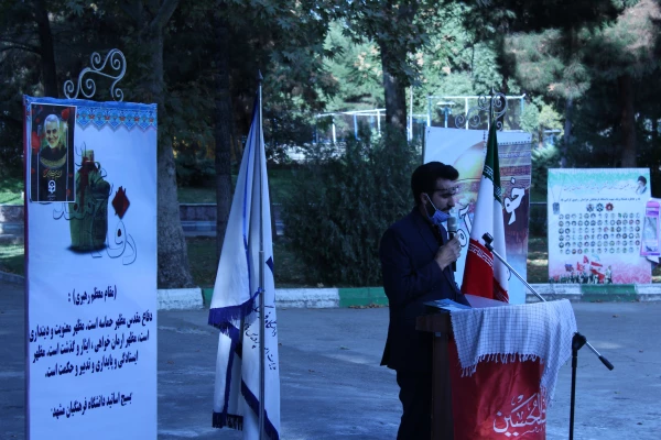 دفاع مقدس یک دانشگاه بود 4