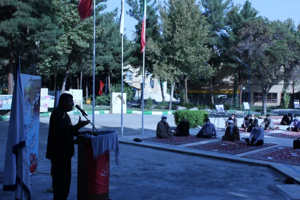 دفاع مقدس یک دانشگاه بود 11