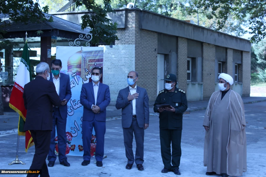 دفاع مقدس یک دانشگاه بود 15