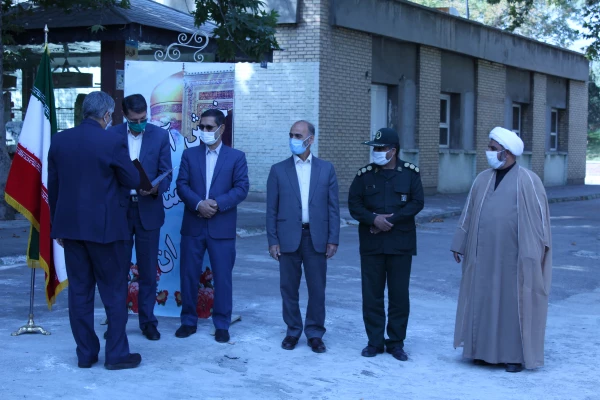 دفاع مقدس یک دانشگاه بود 16