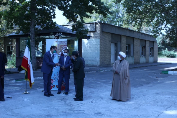 دفاع مقدس یک دانشگاه بود 18