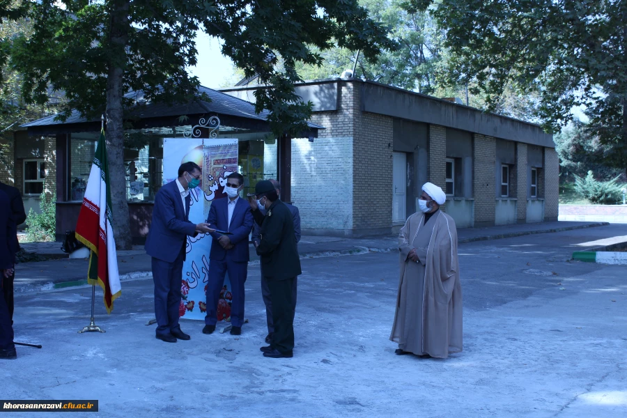 دفاع مقدس یک دانشگاه بود 18