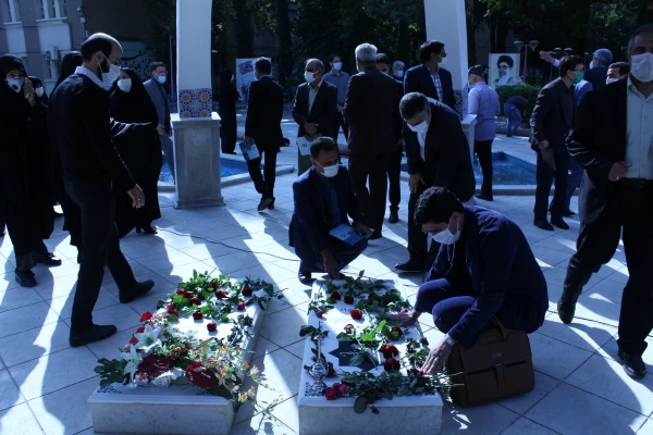 دفاع مقدس یک دانشگاه بود 24