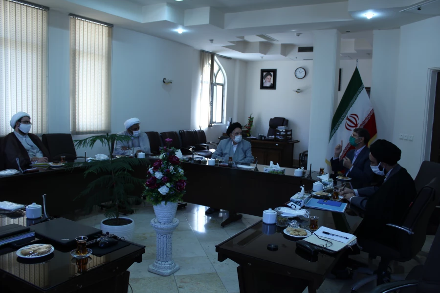 مبنای اجرای تفاهم نامه همکاری آموزش و پرورش با حوزه علمیه، دانشگاه فرهنگیان است 3