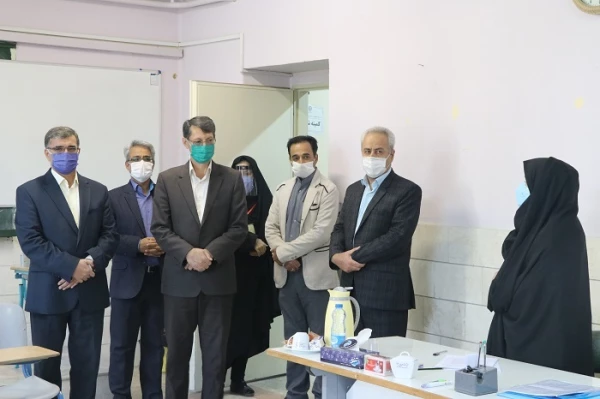 بازدید مدیرکل آموزش و پرورش خراسان رضوی از مصاحبه داوطلبان شغل معلمی 4