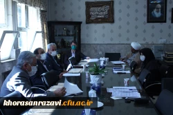 نگاه به جامعه ایثارگری و حمایت از آنان ارزشمند است