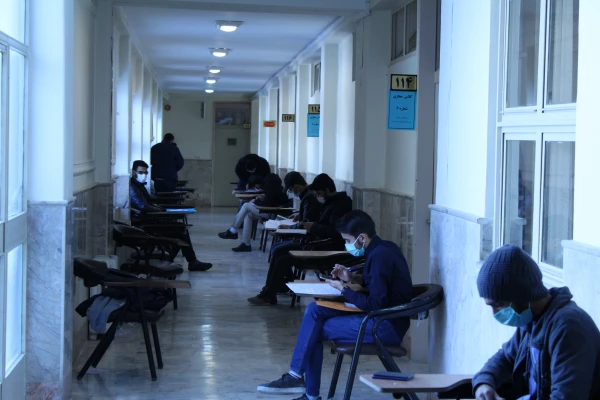 بازدید معاون فرهنگی اجتماعی دانشگاه فرهنگیان از روند ثبت نام دانشجویان نوورود 7