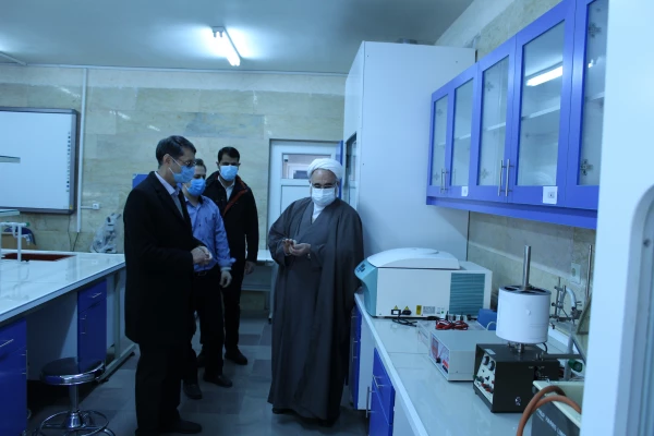 ادای احترام مشاور و نماینده وزیر آموزش و پرورش در امور دانشگاه فرهنگیان به شهدای گمنام پردیس شهید بهشتی دانشگاه فرهنگیان خراسان رضوی 4