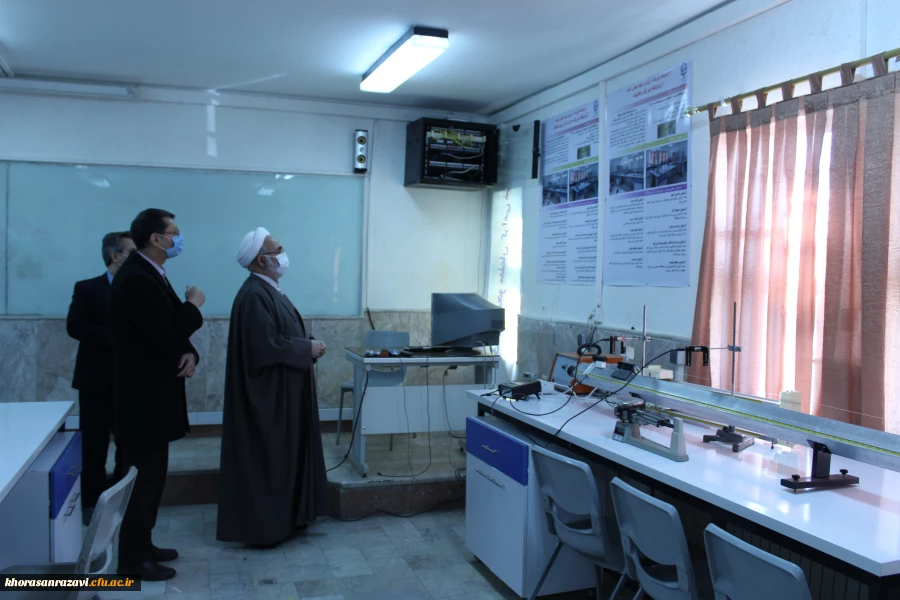 ادای احترام مشاور و نماینده وزیر آموزش و پرورش در امور دانشگاه فرهنگیان به شهدای گمنام پردیس شهید بهشتی دانشگاه فرهنگیان خراسان رضوی 5