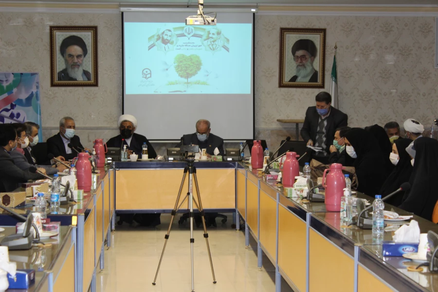 بر اساس سند تحول، همه کارکنان نظام تعلیم و تربیت در نقش تربیتی خود مشترک هستند 10