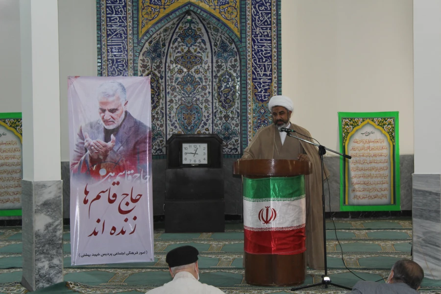 برگزاری مراسم گرامی داشت شهدای گمنام مدفون در پردیس شهید بهشتی 6