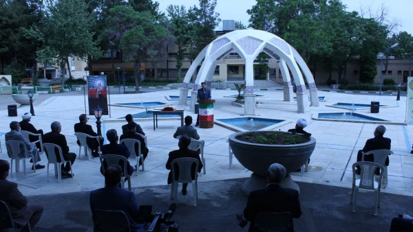 ادای احترام به شهدای گمنام پردیس شهید بهشتی دانشگاه فرهنگیان خراسان رضوی