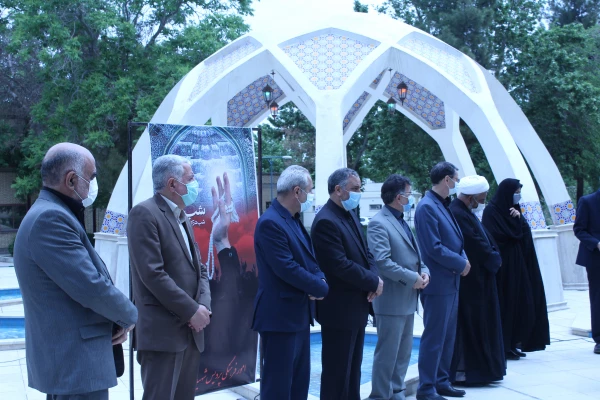 ادای احترام به شهدای گمنام پردیس شهید بهشتی دانشگاه فرهنگیان خراسان رضوی 8