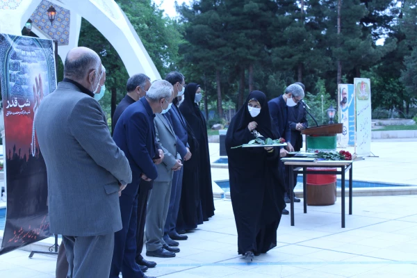 ادای احترام به شهدای گمنام پردیس شهید بهشتی دانشگاه فرهنگیان خراسان رضوی 9