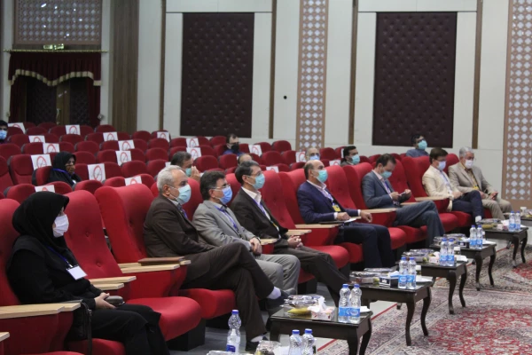 سومین همایش ملی آموزش فیزیک 3