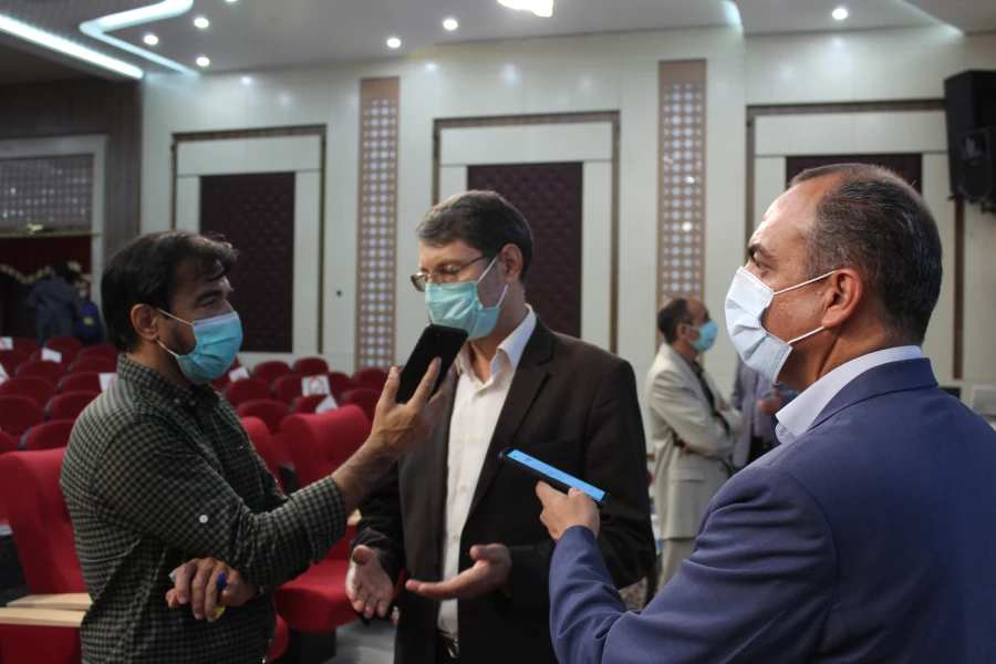 سومین همایش ملی آموزش فیزیک 6