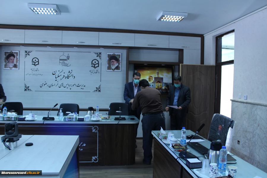 برگزاری جلسه ارائه گزارش تحلیلی ارتقاء کیفیت فضاهای دانشجویی خراسان رضوی
 4