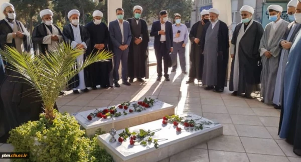 مراسم ادای احترام به مقام والای شهدای دانشگاه فرهنگیان خراسان رضوی