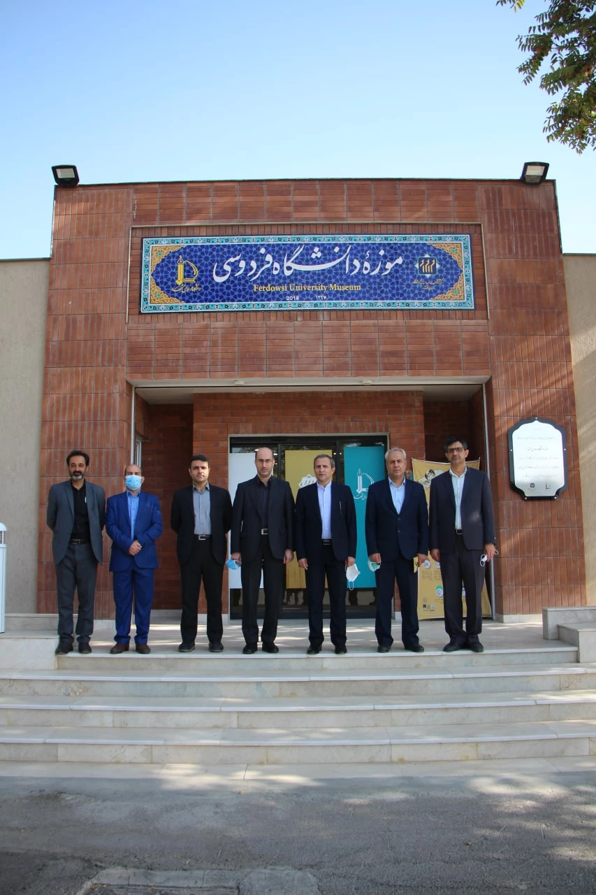 بازدید معاون پژوهش و فناوری دانشگاه فرهنگیان کشور از موزه دانشگاه فردوسی مشهد 7